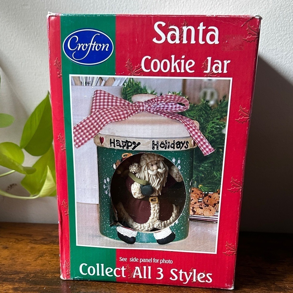 Crofton Santa Cookie Jar Christmas Ceramic Canister Happy Holidays Green Red Bow